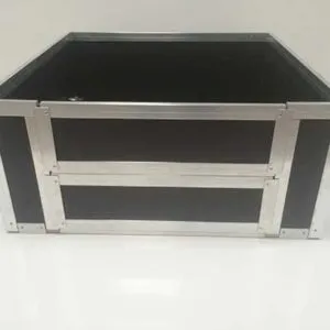 Easy Clean 4 x 4ft Resin Coated Whelping Box
