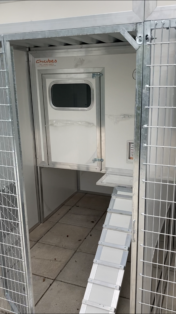 Cattery pods clearance