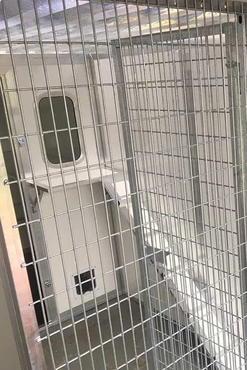 Walk In Insulated Cattery Unit