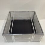 Easy Clean Plastic Insulated Whelping Box With Non Slip Floor